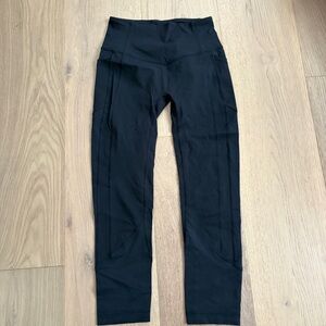 Lululemon leggings size 6